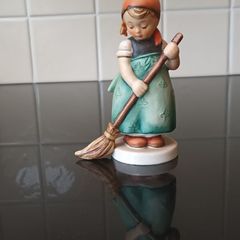 Hummel "Little Sweeper".