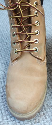 Timberland Boots - Like New - Premium 6-Inch - Size UK 6.5 / EU 40