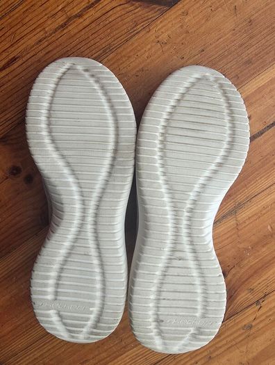 Skechers Slip On Ladies Trainers UK6 EU39