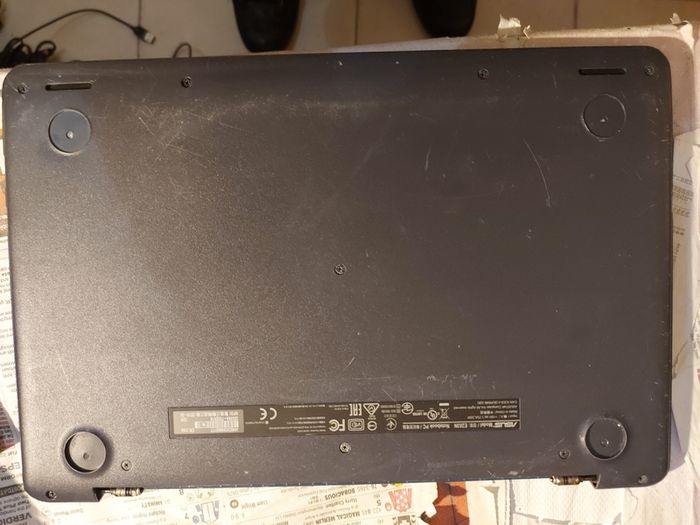 Asus Notebook PC, Model E203N, Intel Celeron CPU N3350, 1.1GHz, 2 GB Ram, 32GB Flash drive, windows 10, microsoft Edge, Chrome and VLC