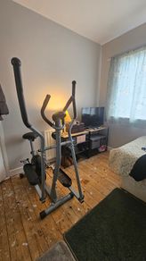 Cross trainer