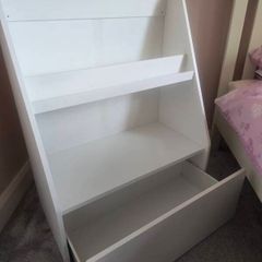 Book Display with Storage