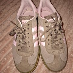 Adidas Runners - Size 5