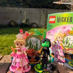 LEGO Wicked figures set