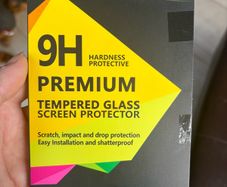 iPhone 15 screen protector