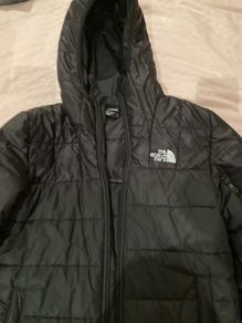 Mens North Face Coat - size small