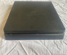 PS4 Slim 500GB White Controller Fully Working