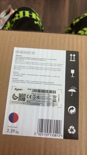 Factory sealed dyson supersonic hairdryer