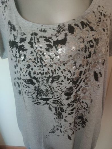 F&F grey tiger print top size UK22 EU50 Perfect condition Postage included