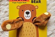Huge Me Little Bear Finger Puppet Book