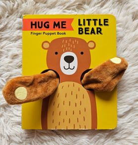 Huge Me Little Bear Finger Puppet Book