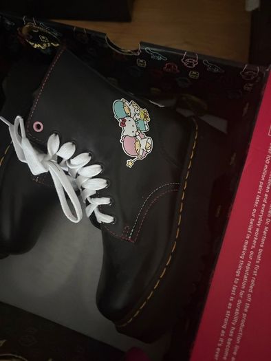 Rare! Hello Kitty Jadon platform boots size uk3