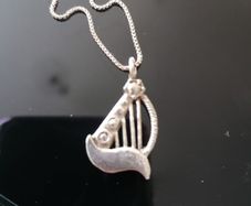 Italian silver /harp necklace 925.
