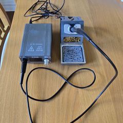 OSS T210 soldering station
