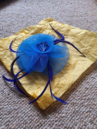 Royal blue fascinator