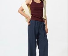 Uniqlo linen trousers