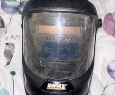 Welding helmet impax auto tint