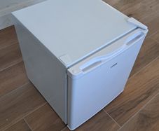 Logic Mini fridge