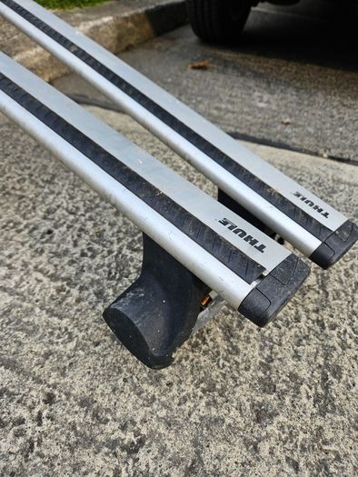 Thule roof bars - silver