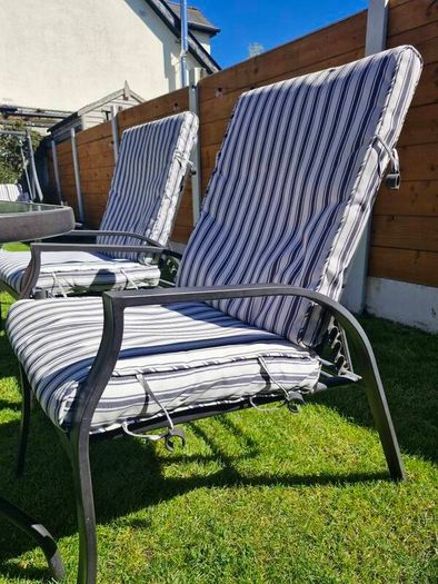 Garden furniture set