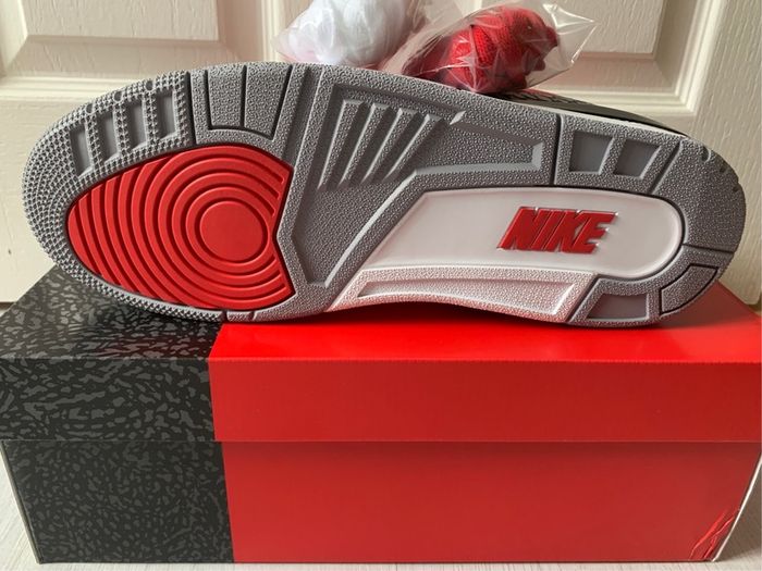 Nike Air Jordan 3 Retro SE Unite Fire Red UK 11 / US 12 DEADSTOCK