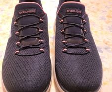 sketchers slip ons