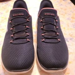 sketchers slip ons