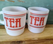2 x Vintage Milk Glass Tea Cups