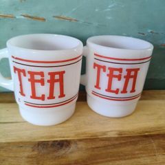 2 x Vintage Milk Glass Tea Cups
