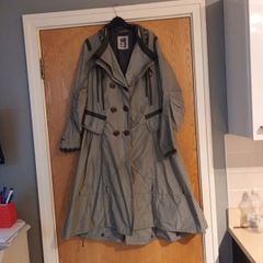 Beautiful  Designer DAMO  - The Dutch Touch  Vintage  Coat.. S.12  NEW.