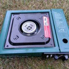 Gas camping stove