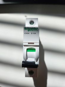 A9F43110 Schneider Electric Miniature circuit breaker (MCB), Acti9 iC60N Disbo, 1P, 10A, B curve, 6000A (IEC/EN 60898-1), 10kA (IEC/EN 60947-2)