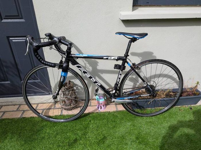 Felt F95 Road Bike