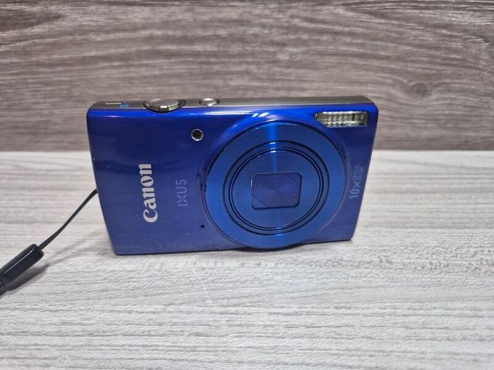 Canon IXUS 180 Digital Compact Camera Working w/ Canon 10x Optical Zoom Lens