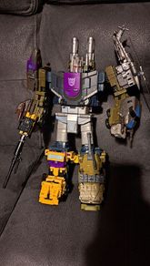 Transformers AOTP Bruticus ( Complete)