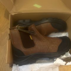 Cargo work boots