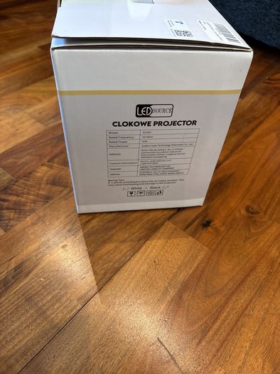 Portable LED Projector Full HD 1080P Brand New