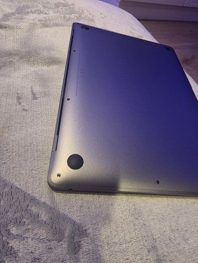 macbook Air m1 space gray (no scratches, battery health 95%)