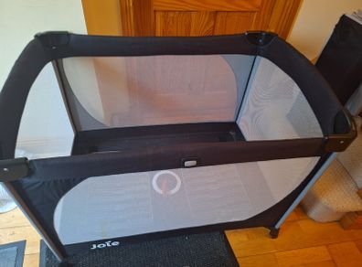 Jolie travel cot