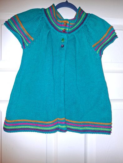 Bundle of girls cardigans, size 5-7 yo