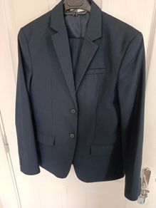 Boys suit age 13-14