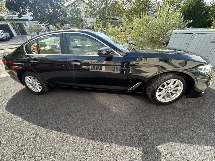 BMW 5-Series 2017 // Cream Leather // Very Low Kms
