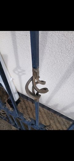 gates