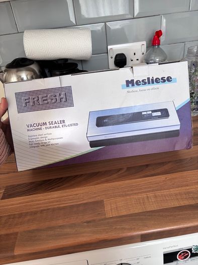 Mesliese vacuum sealer machine