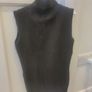 Ladies sleeveless polo neck top Image 4