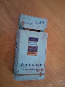Original Dublin Cork Woodbines box