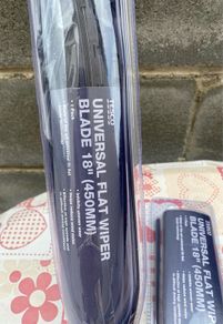 NEW Wiper Blade 18"