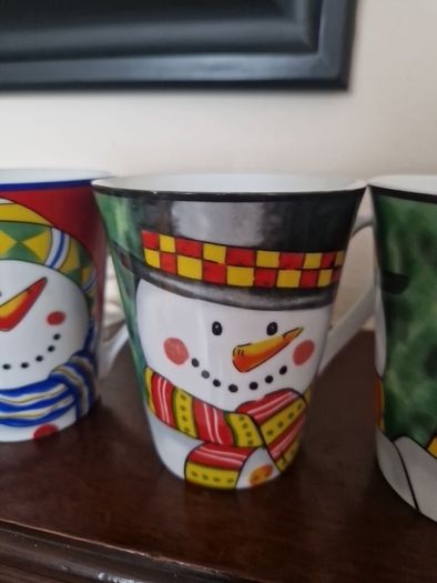 Christmas mugs