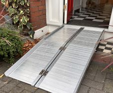 Aluminium Suitcase Wheelchair Ramp
