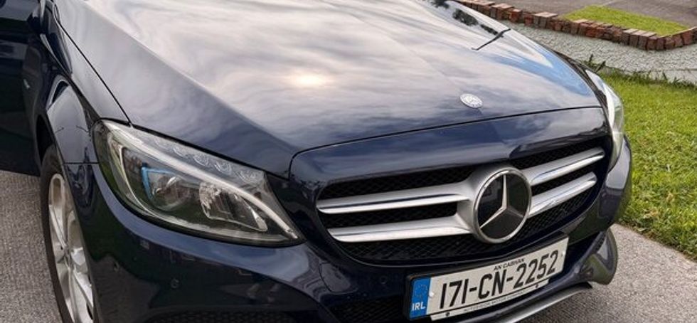 2107 Mercedes C350e